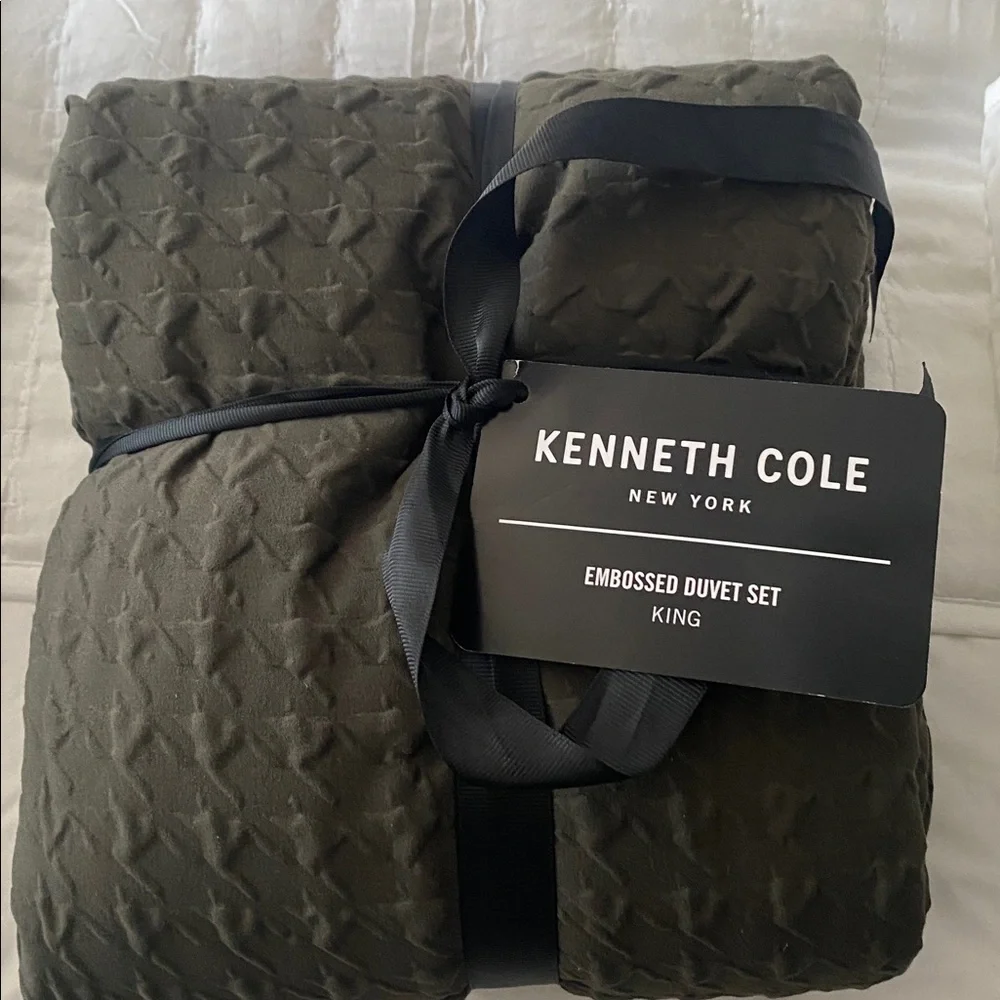 NEW Kenneth Cole Olive Green 3 pc Duvet Bedding Set